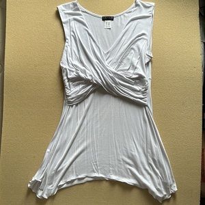 Venus Sleeveless Henley Babydoll Blouse (Small)
